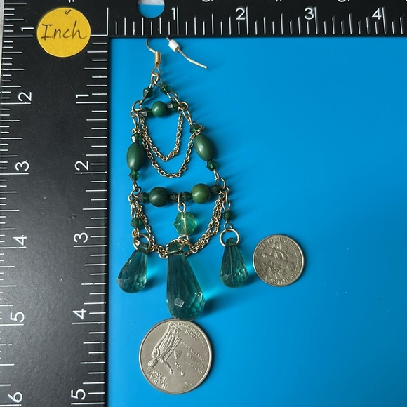 🖤NEW💕Green beads chandelier earrings - Picture 13 of 14